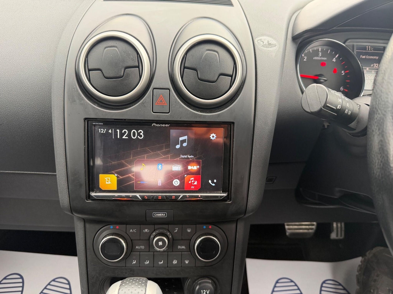 Used Nissan Qashqai+2 for sale - 78220170: Photo 14