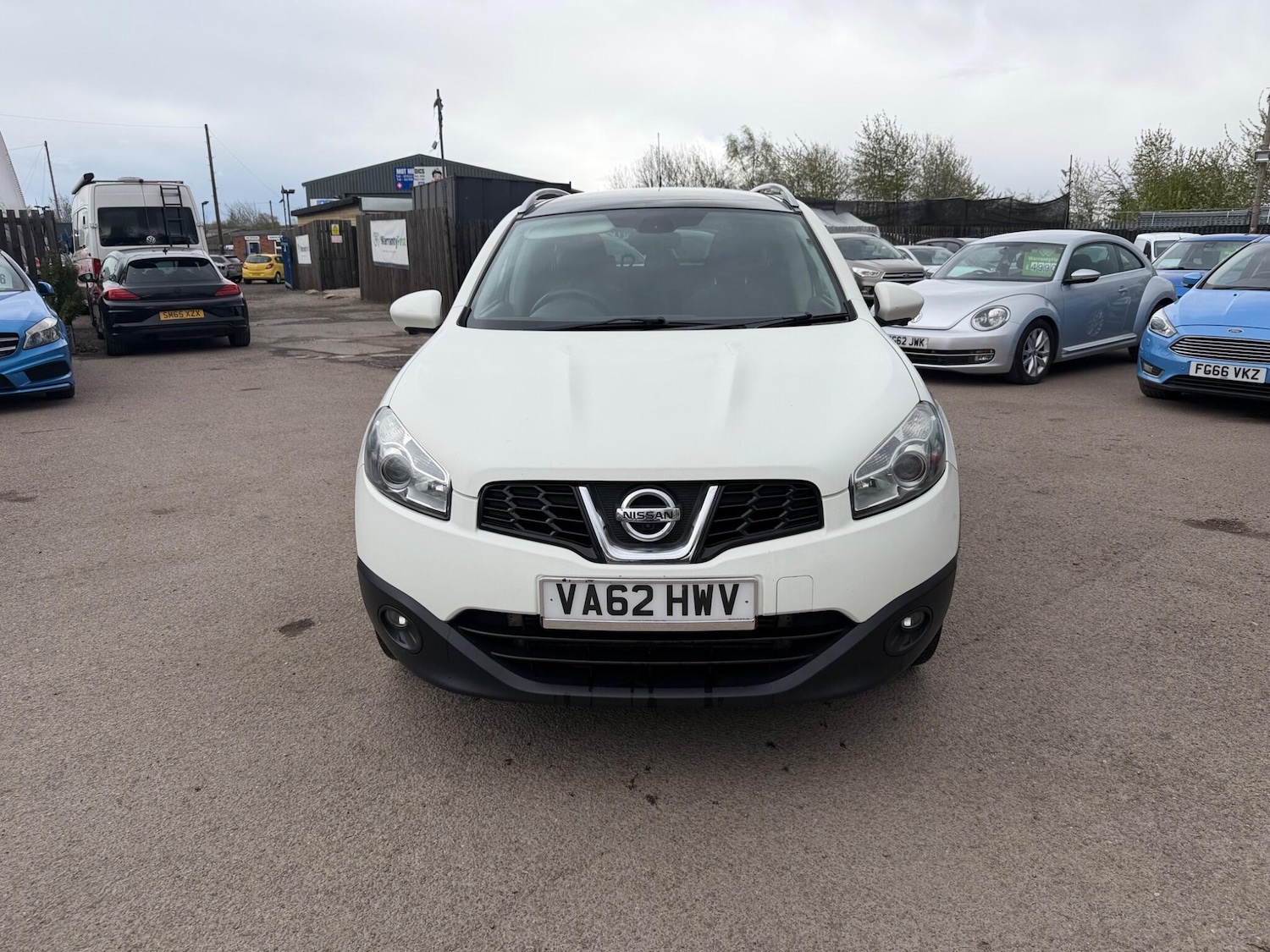 Used Nissan Qashqai+2 for sale - 78220170: Photo 2