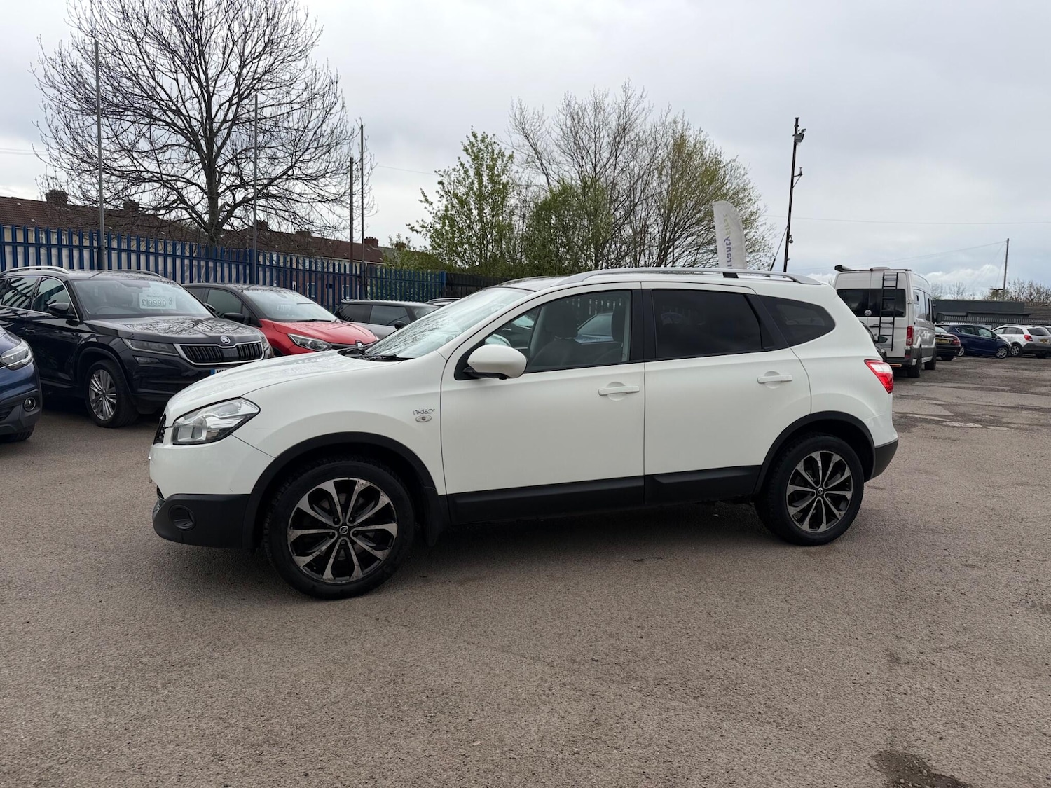 Used Nissan Qashqai+2 for sale - 78220170: Photo 3