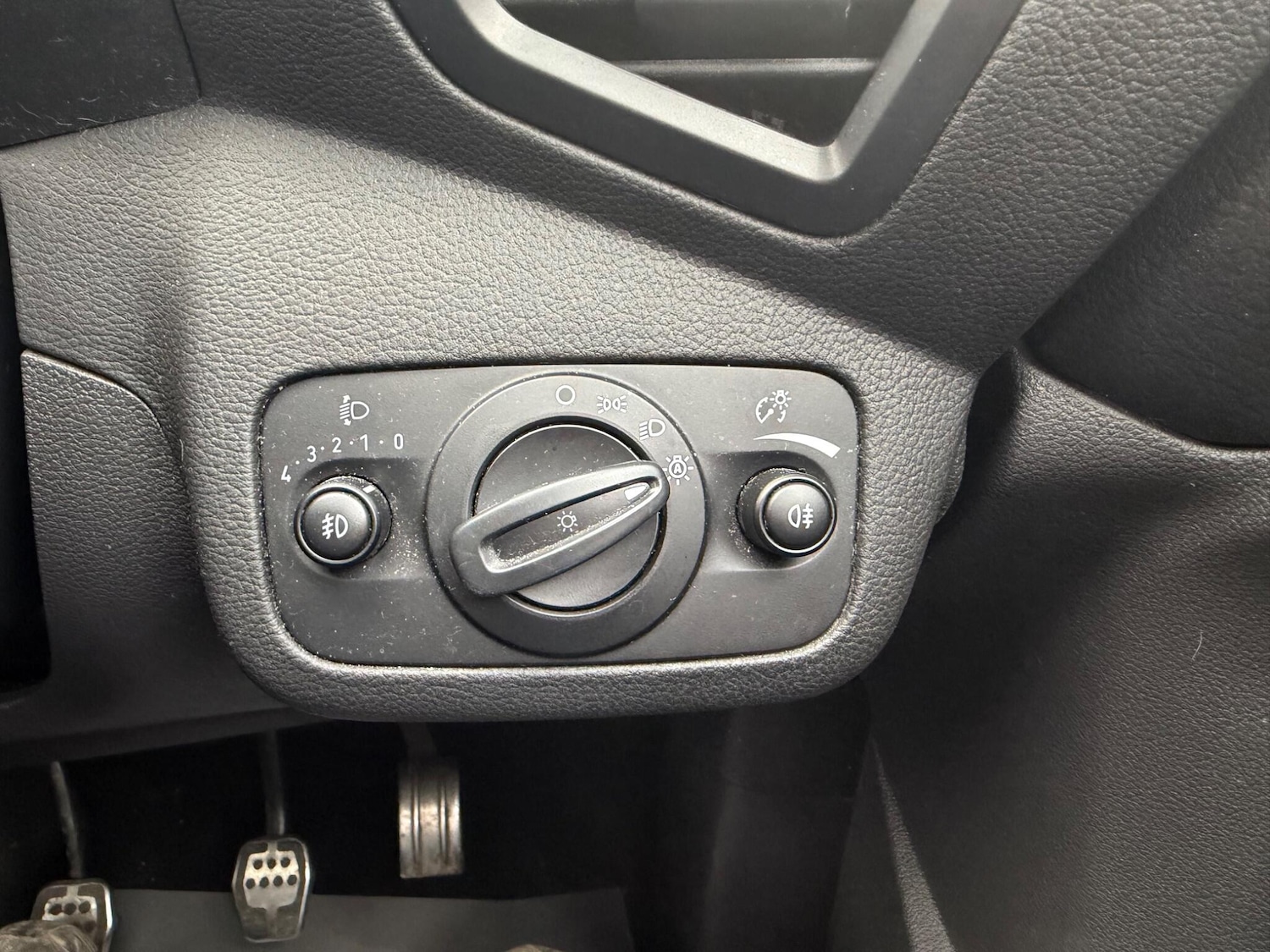 Used Ford Kuga 2018 for sale - 77993254: Photo 13