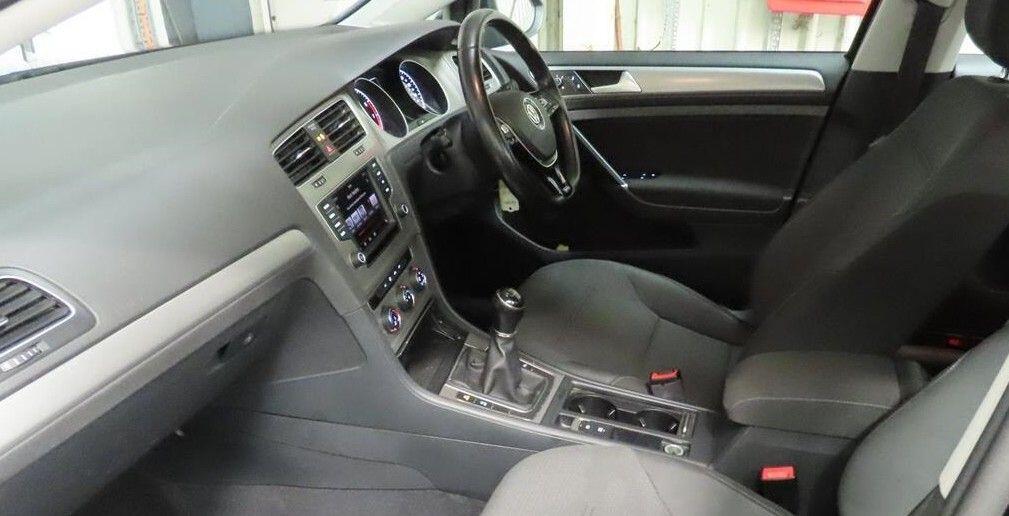 Used Volkswagen Golf for sale - 78220188: Photo 2