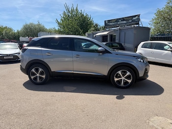 Used Peugeot 3008 2018 for sale - 78772003: Photo