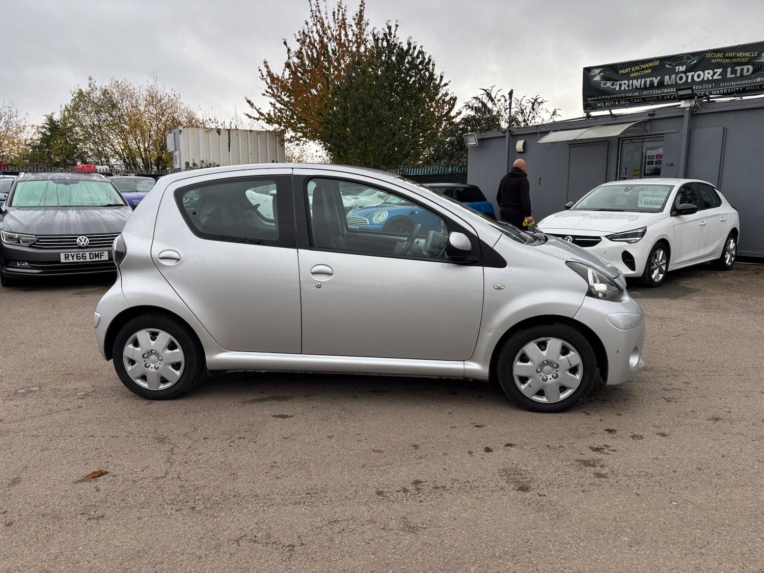 Used Toyota AYGO 2013 for sale - 76527990: Photo 1