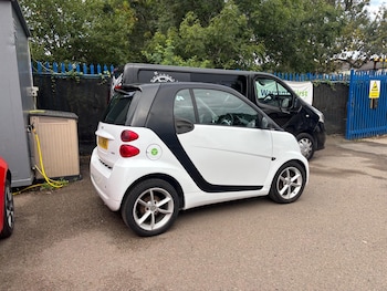 Used smart fortwo 2011 for sale - 75720828: Photo