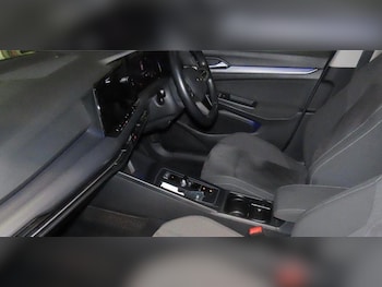 Used Volkswagen Golf 2020 for sale - 77549850: Photo