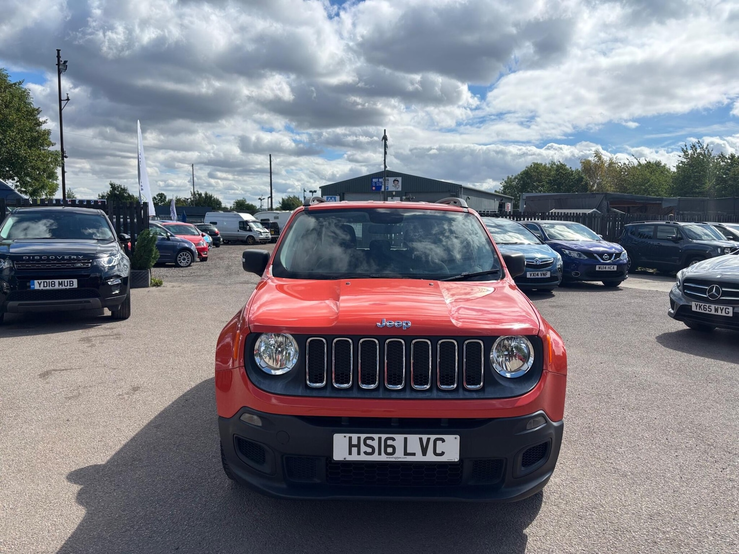 Used Jeep Renegade 2016 for sale - 76952378: Photo 2