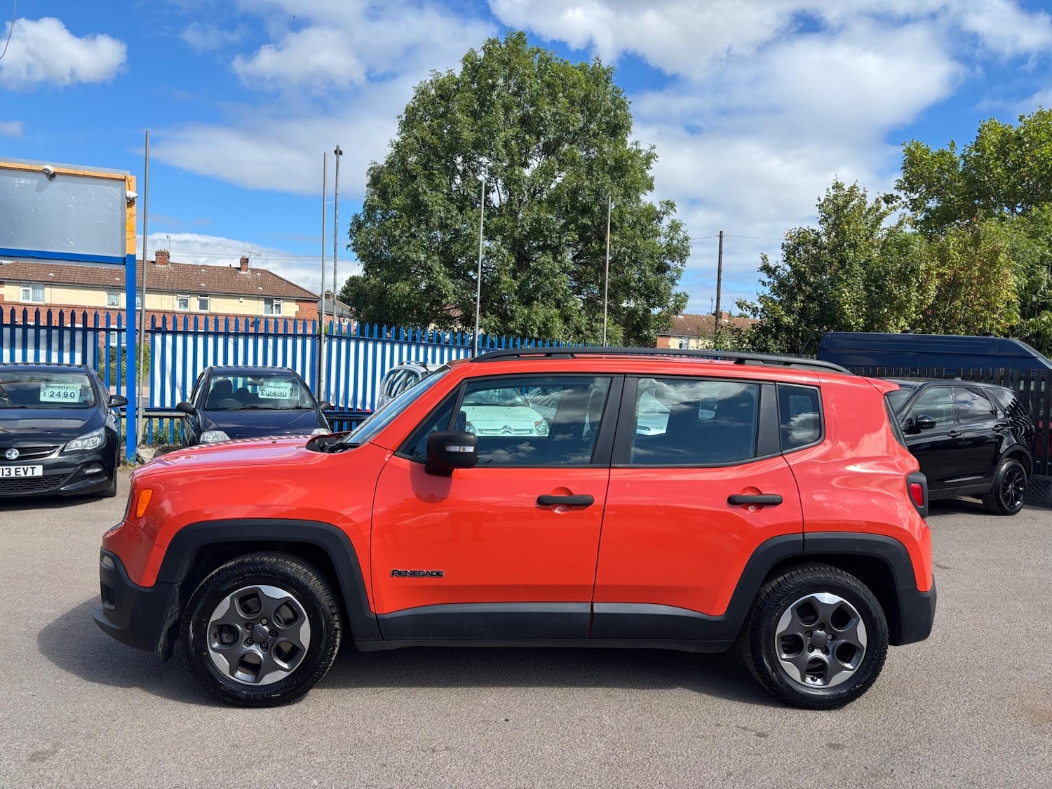 Used Jeep Renegade 2016 for sale - 76952378: Photo 3