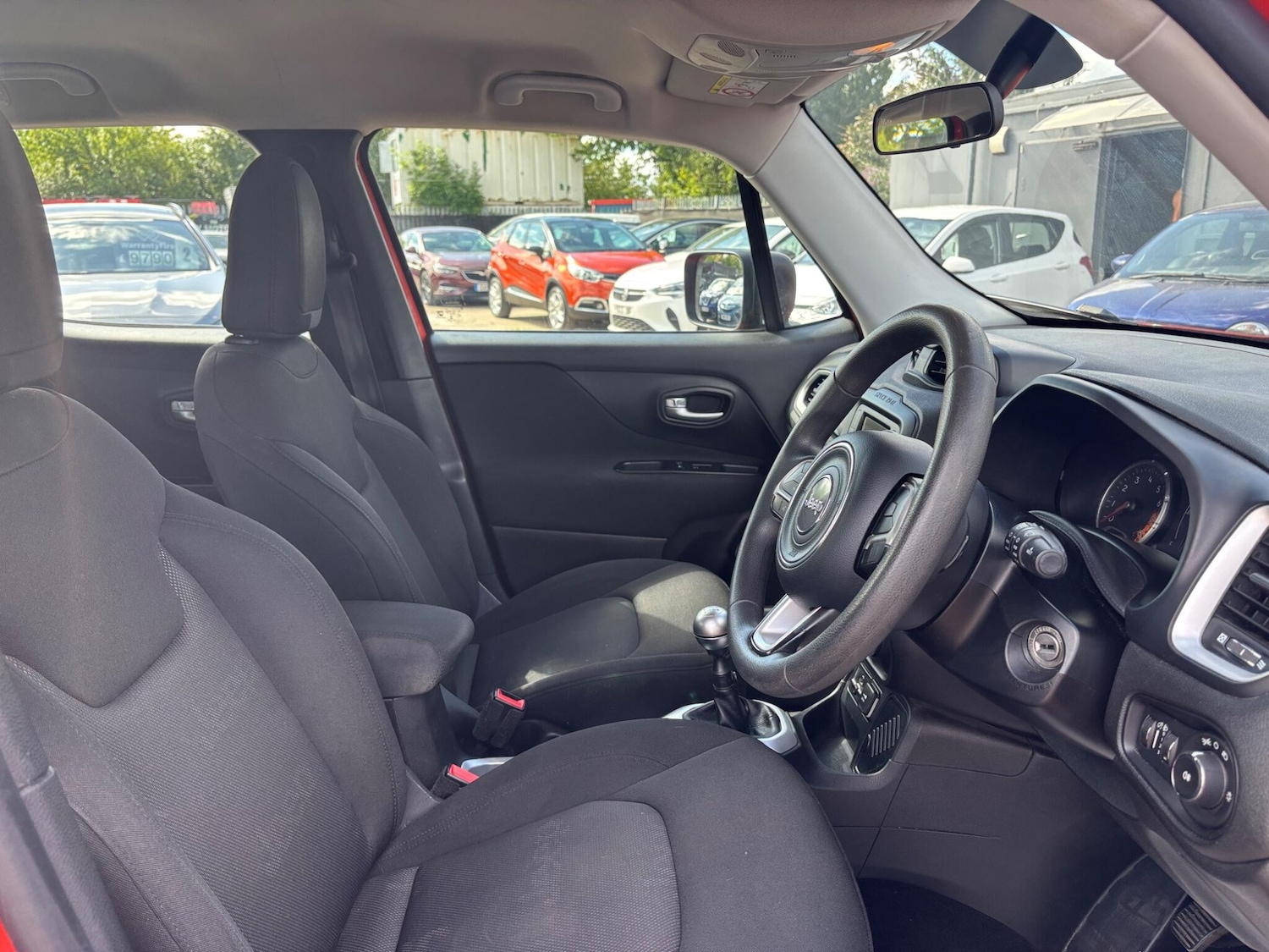 Used Jeep Renegade 2016 for sale - 76952378: Photo 7