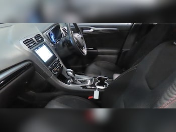 Used Ford Mondeo 2017 for sale - 77377476: Photo