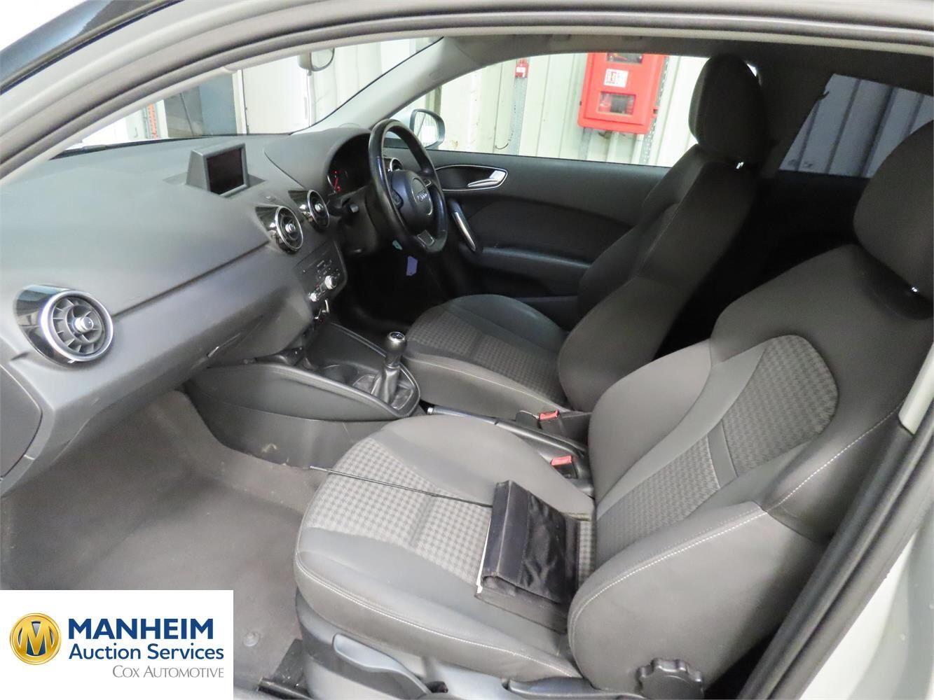 Used Audi A1 2012 for sale - 76742743: Photo 2