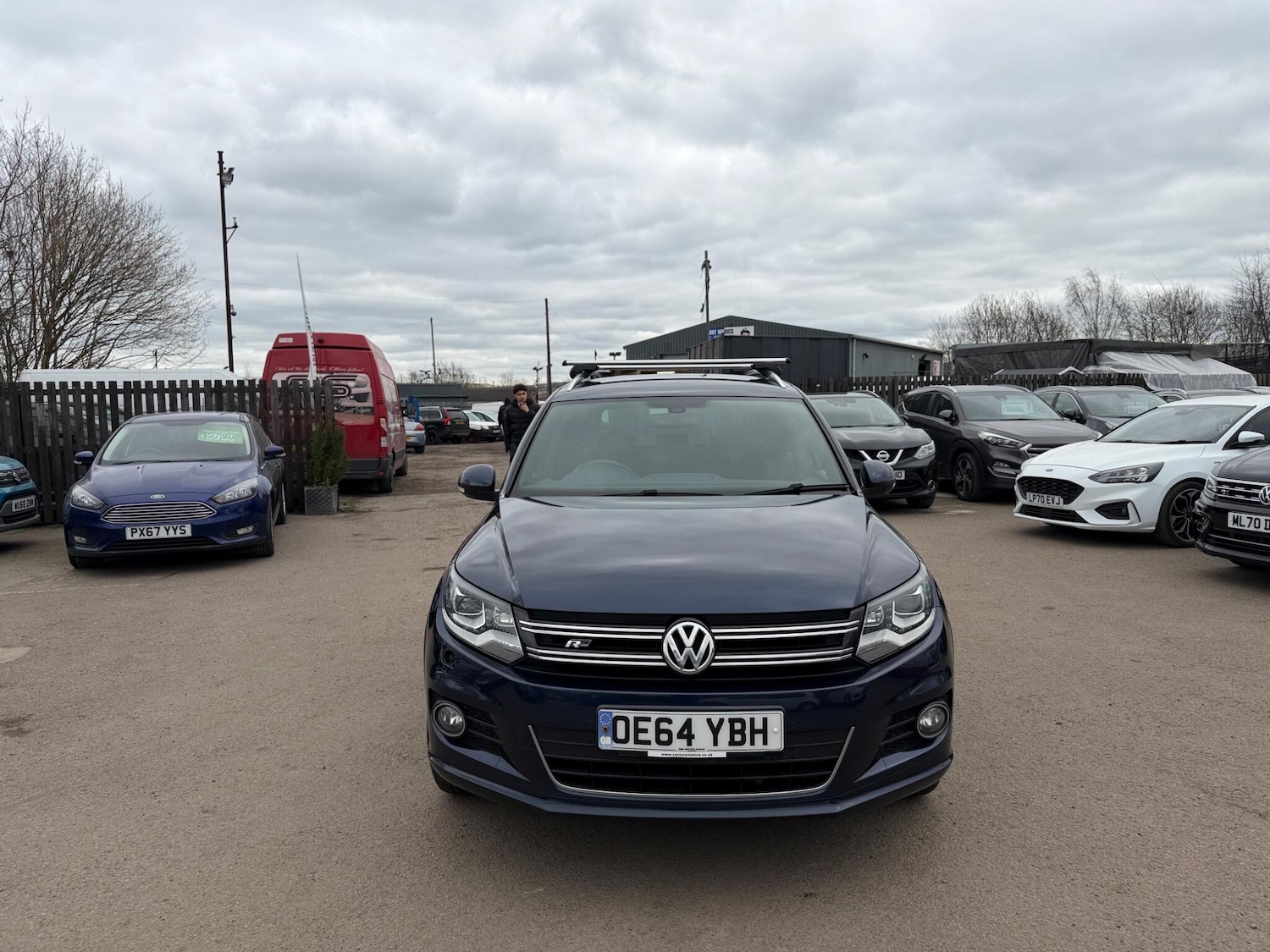 Used Volkswagen Tiguan 2015 for sale - 77909360: Photo 2