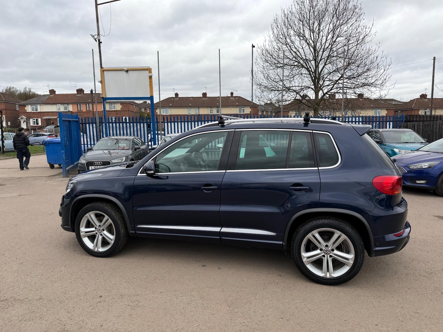 Used Volkswagen Tiguan 2015 for sale - 77909360: Photo 4