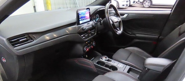 Used Ford Focus 2019 for sale - 76295638: Photo 2