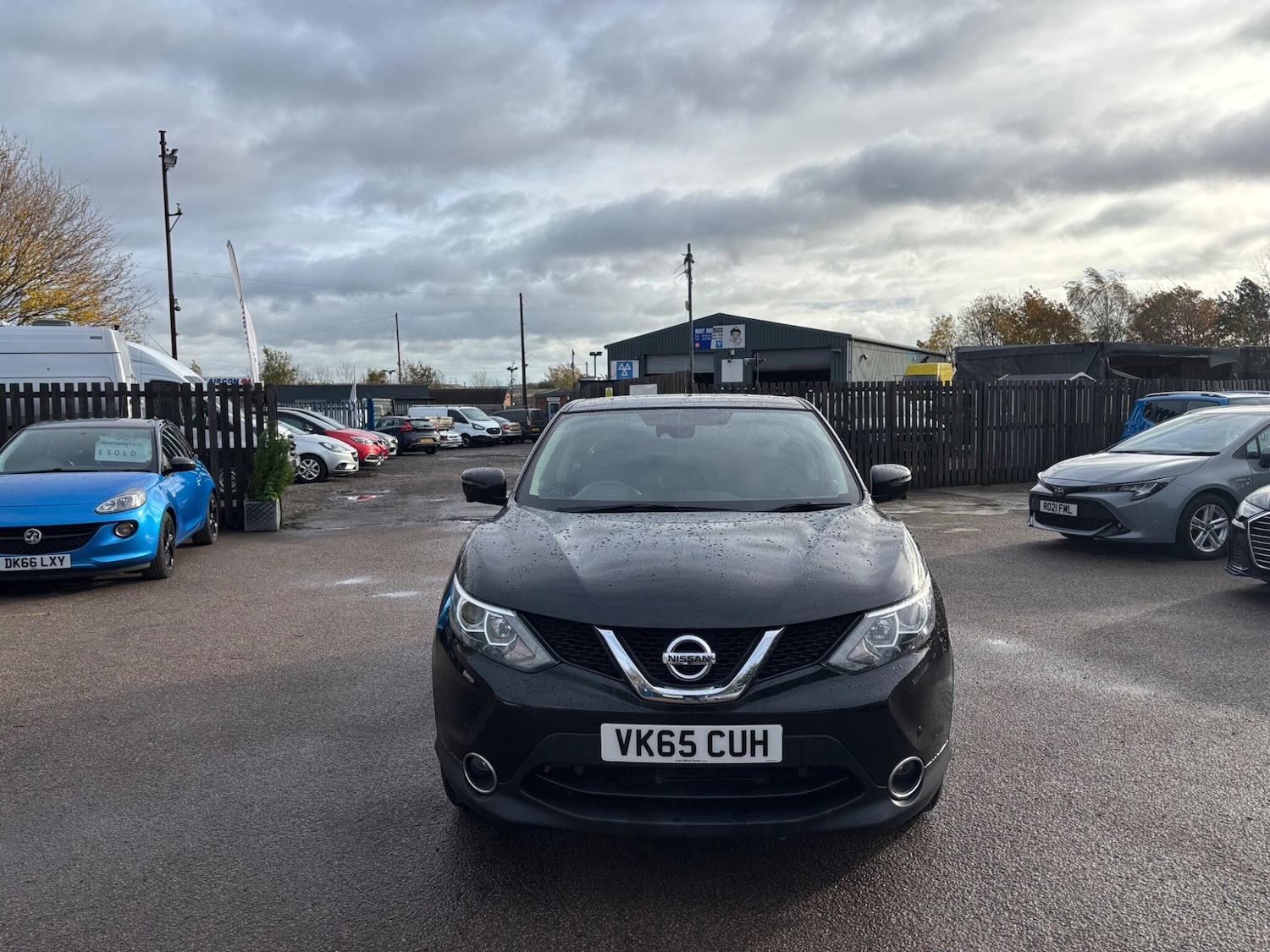 Used Nissan Qashqai 2015 for sale - 76573703: Photo 2