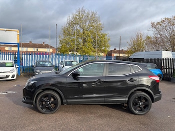 Used Nissan Qashqai 2015 for sale - 76573703: Photo