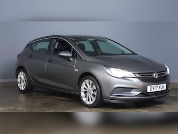 Used Vauxhall Astra 2017 for sale - 77049976: Photo
