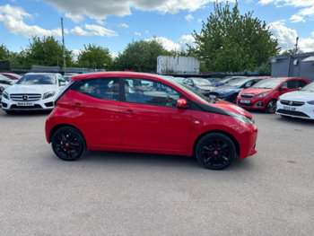 2016 (66) - 1.0 VVT-i X-Play 5dr