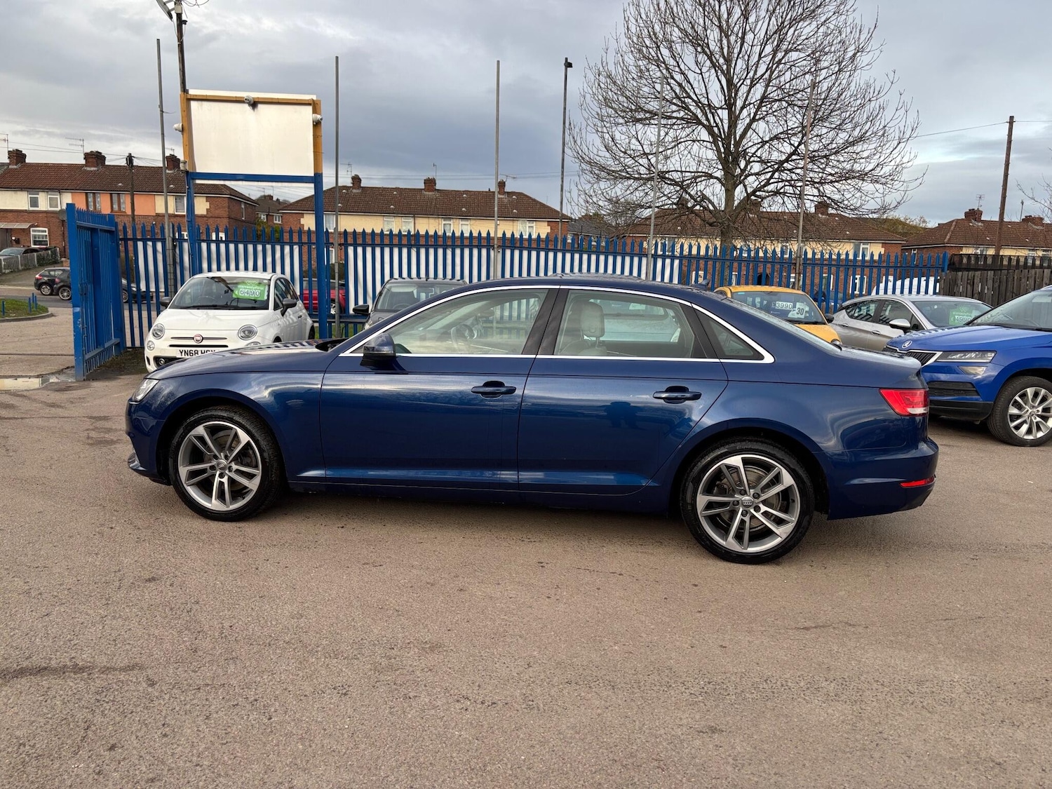 Used Audi A4 2016 for sale - 77142952: Photo 4