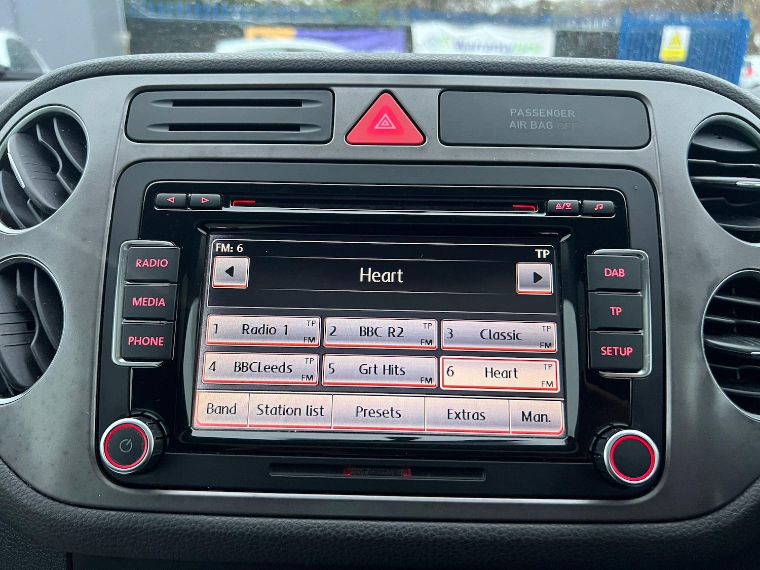 Used Volkswagen Tiguan 2011 for sale - 76561468: Photo 11