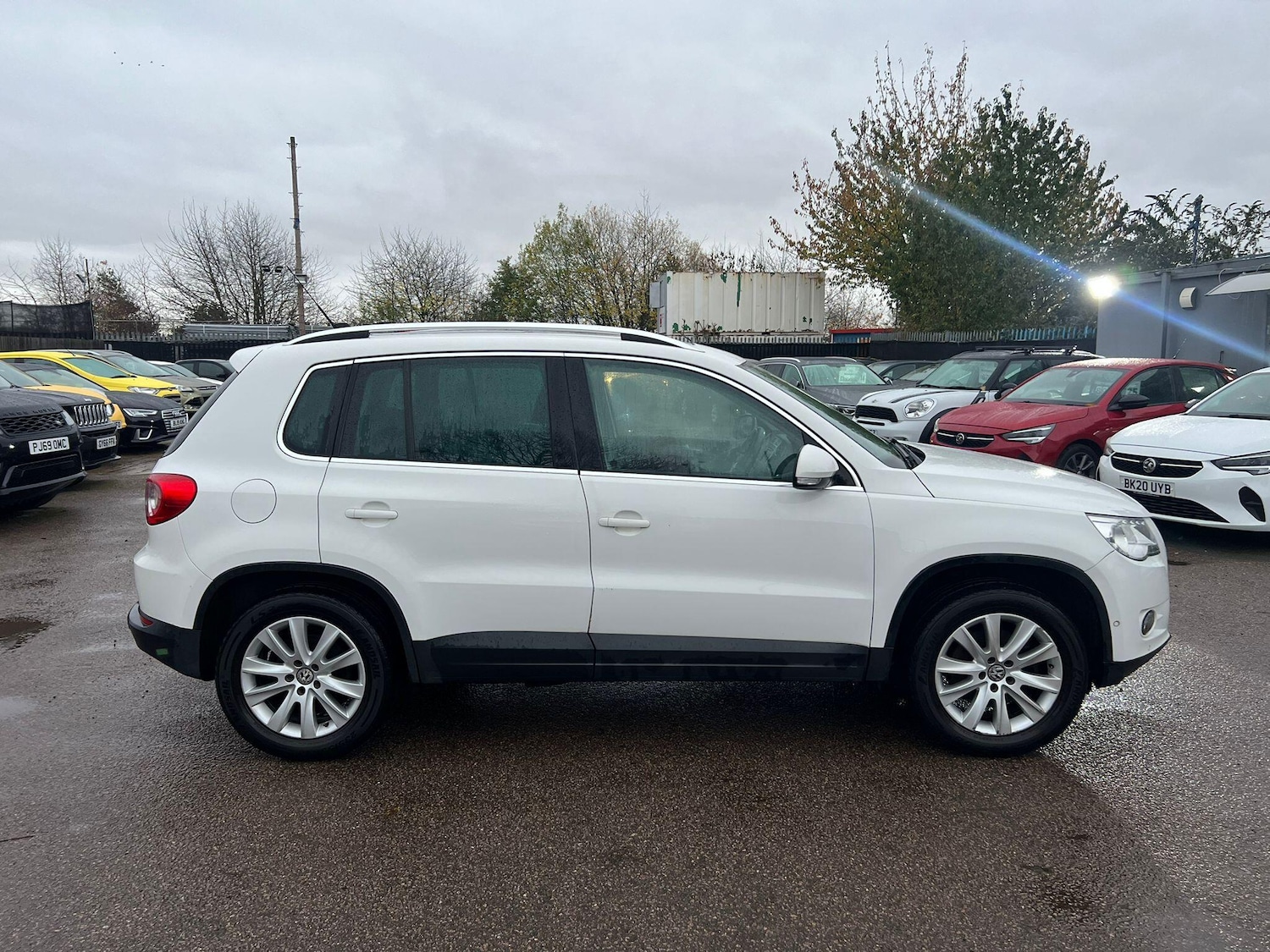 Used Volkswagen Tiguan 2011 for sale - 76561468: Photo 2