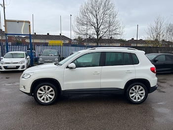 Used Volkswagen Tiguan 2011 for sale - 76561468: Photo