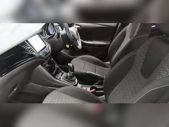 Used Vauxhall Astra 2017 for sale - 77633447: Photo