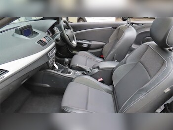 Used Renault Megane 2010 for sale - 75657731: Photo
