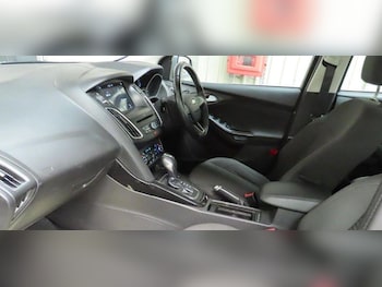 Used Ford Focus 2017 for sale - 75708111: Photo