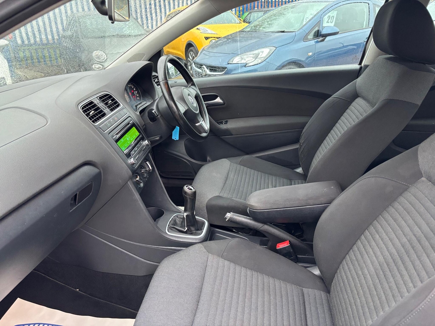 Used Volkswagen Polo 2011 for sale - 76512422: Photo 7