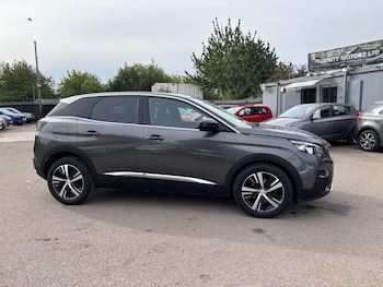 Used Peugeot 3008 2018 for sale - 75915423: Photo