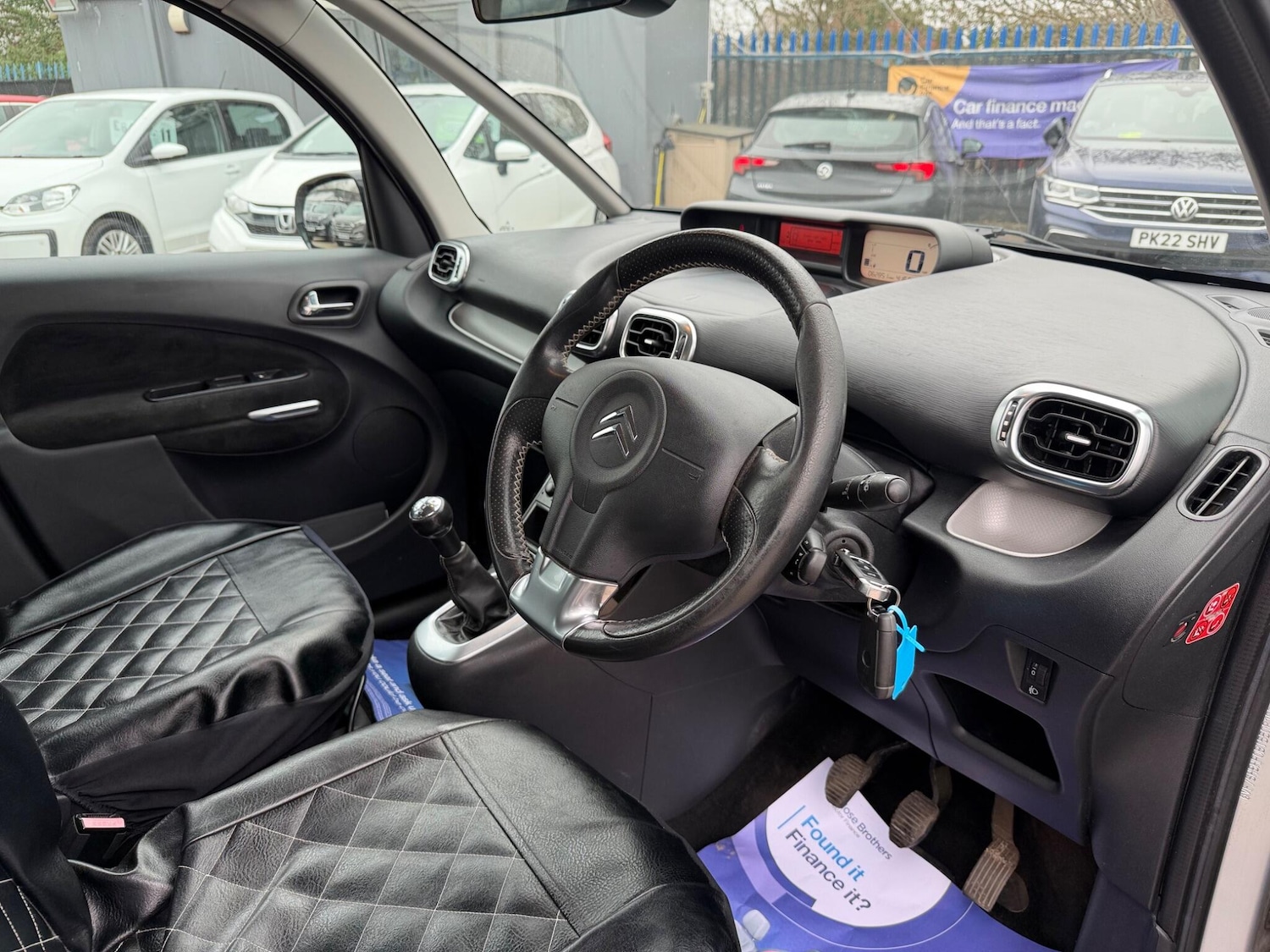 Used Citroen C3 Picasso 2011 for sale - 77793929: Photo 6