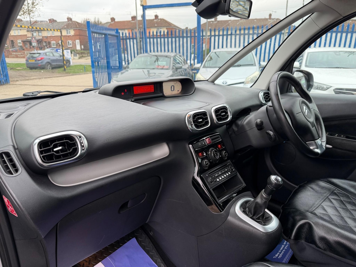 Used Citroen C3 Picasso 2011 for sale - 77793929: Photo 8