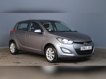 Used Hyundai i20 2014 for sale - 75949188: Photo