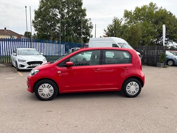 Used Volkswagen up! 2015 for sale - 76099502: Photo 2