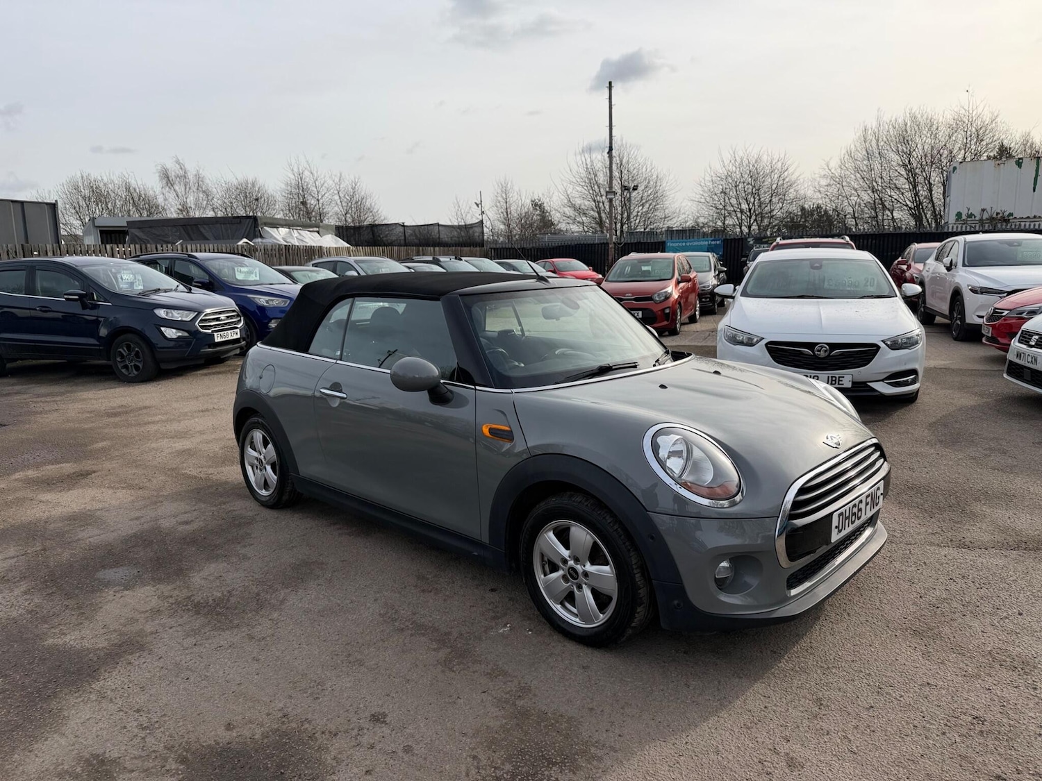 Used MINI Convertible for sale - 77598456: Photo 2