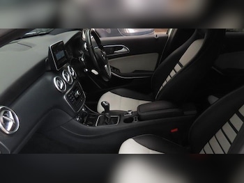 Used Mercedes-Benz A-Class 2014 for sale - 78504660: Photo
