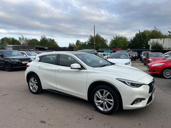 Used Infiniti Q30 for sale - 76013260: Photo 1