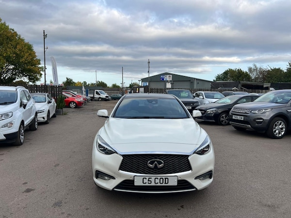 Used Infiniti Q30 for sale - 76013260: Photo 2