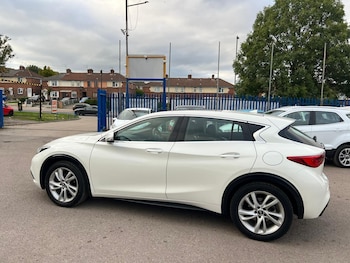 Used Infiniti Q30 for sale - 76013260: Photo 4