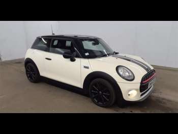 (64) - 1.5 Cooper D Euro 6 (s/s) 3dr