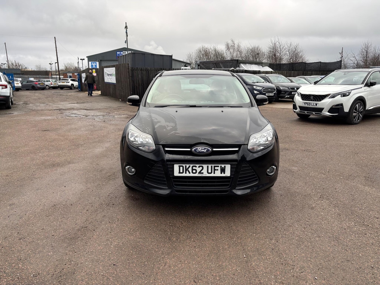 Used Ford Focus 2013 for sale - 77400862: Photo 2