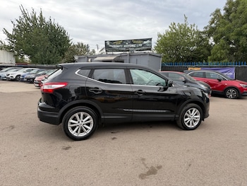 Used Nissan Qashqai 2016 for sale - 79544106: Photo