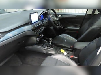 Used Ford Focus 2021 for sale - 78662038: Photo