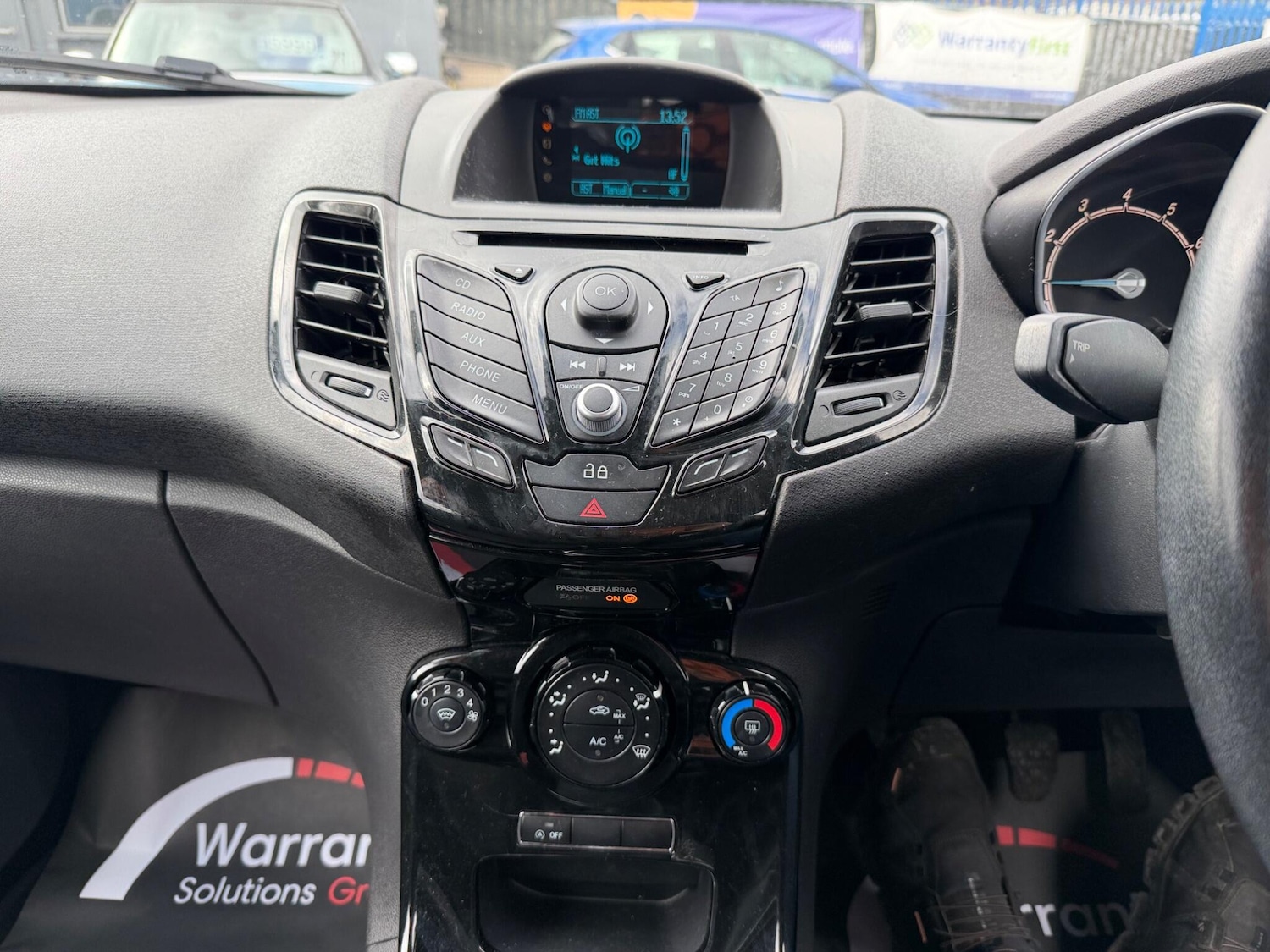 Used Ford Fiesta 2014 for sale - 78128131: Photo 12