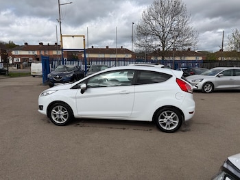 Used Ford Fiesta 2014 for sale - 78128131: Photo