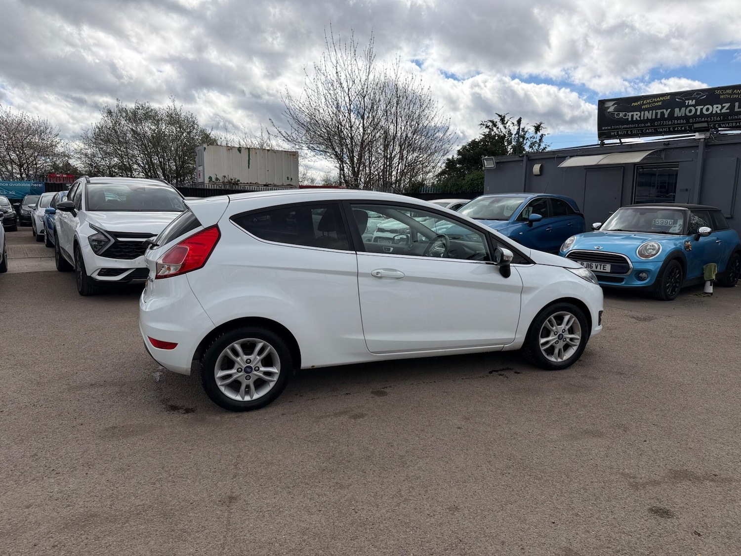 Used Ford Fiesta 2014 for sale - 78128131: Photo 6