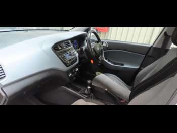 Used Hyundai i20 2016 for sale - 75199710: Photo