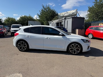 Used Ford Focus 2019 for sale - 79395842: Photo