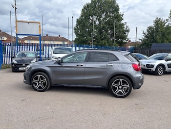 Used Mercedes-Benz GLA 2015 for sale - 75450018: Photo