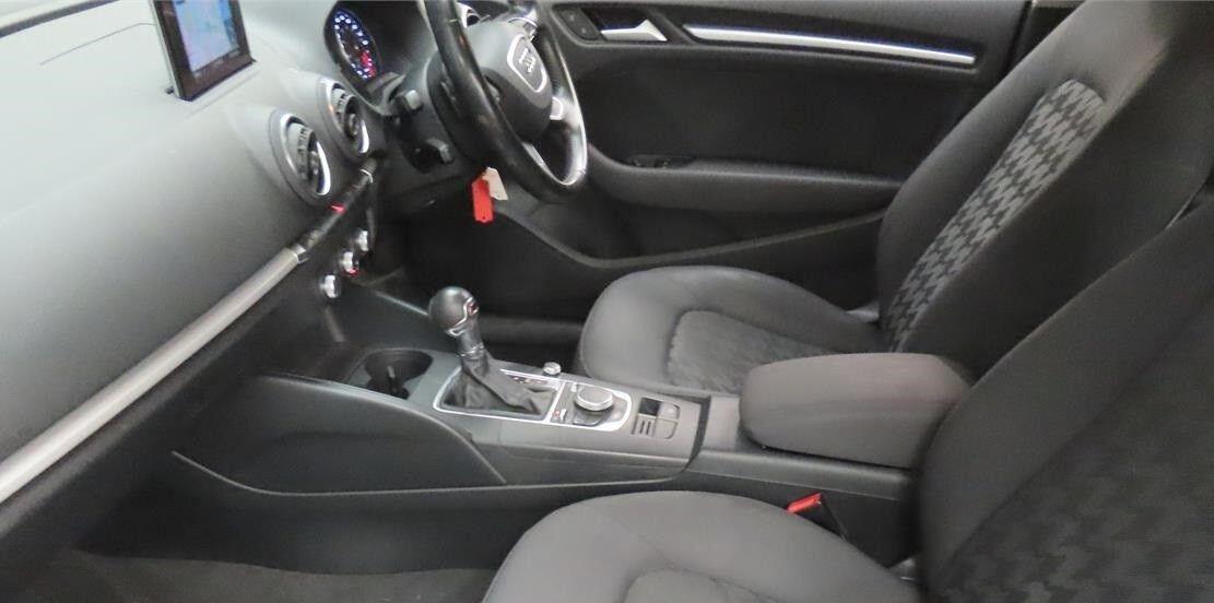 Used Audi A3 2015 for sale - 76645149: Photo 2